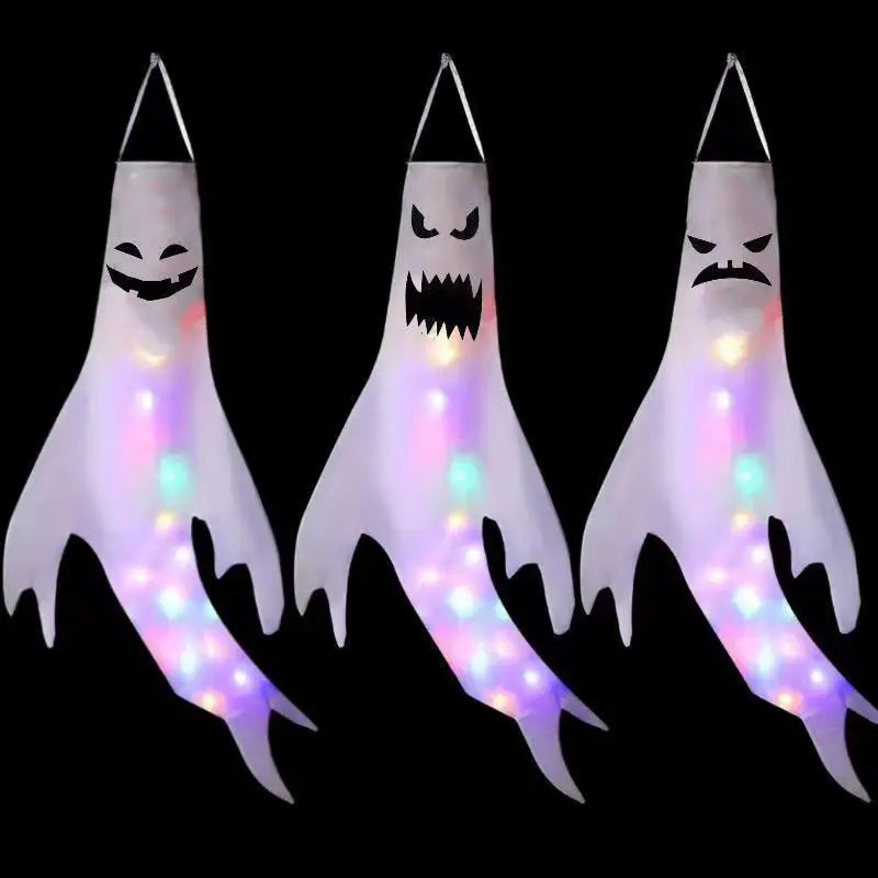 Outdoor Lighting Effects - Dekorasi Halloween berupa Hiasan Gantung berbentuk